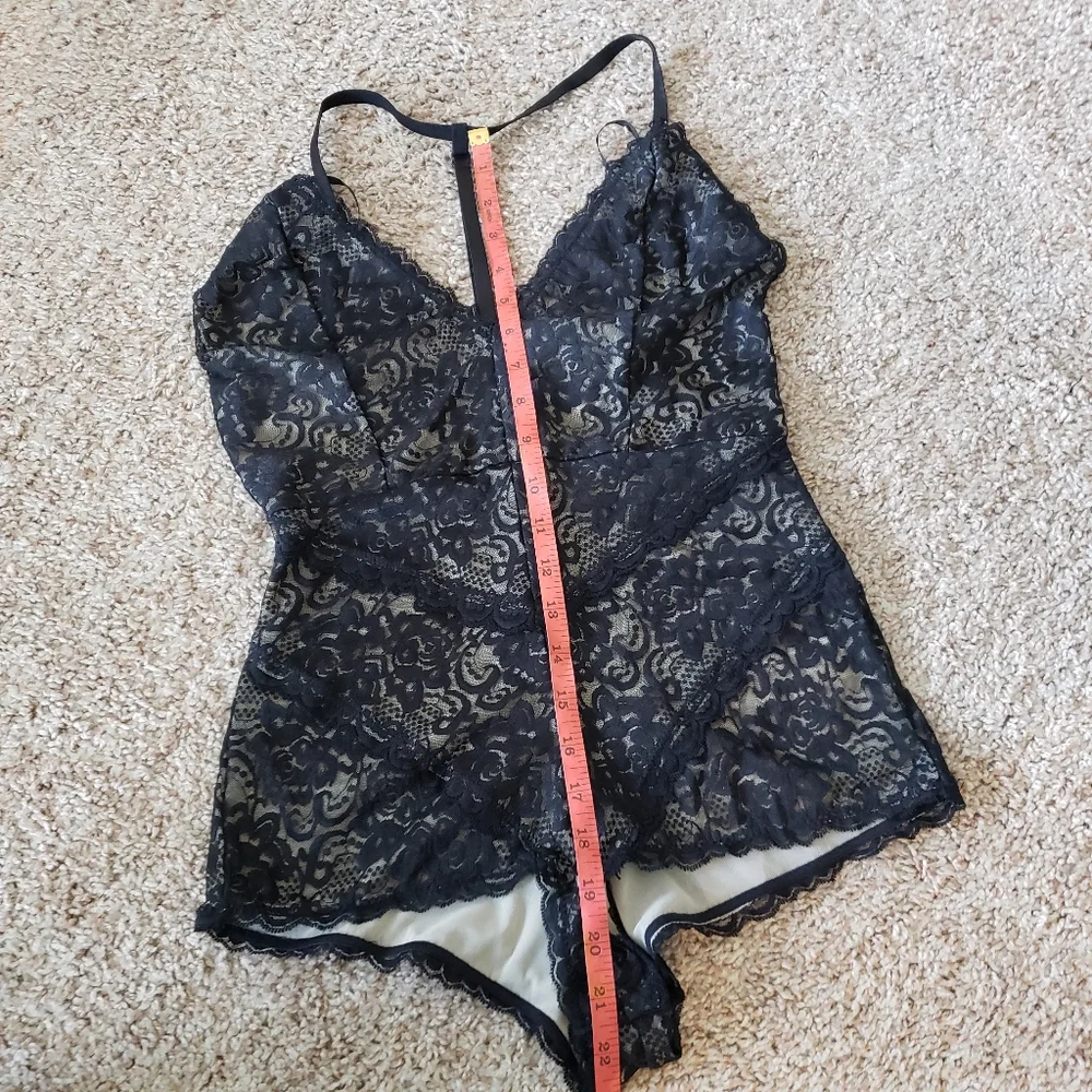 Lulus Lace Bodysuit - Picture 5 of 6